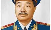 毛泽东称贺龙“两把菜刀闹革命,一人带出一个军”贺龙的五任妻子和子女今何在？三女儿系少将